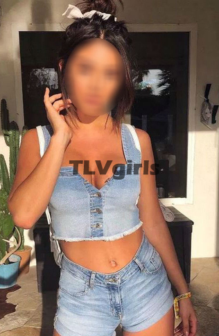 מסתורי, כנה ויפה מראה